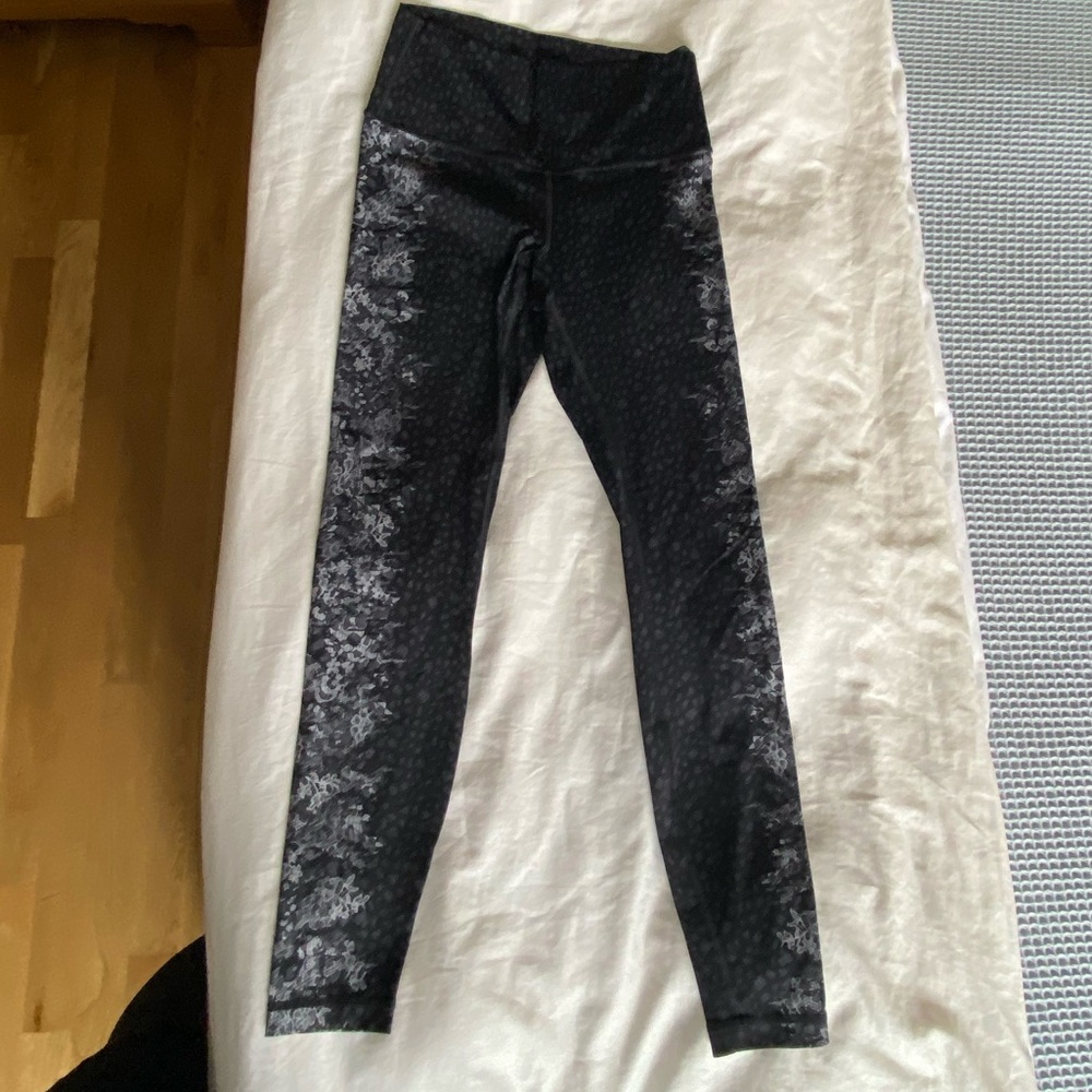 Lululemon Size 8 leggings